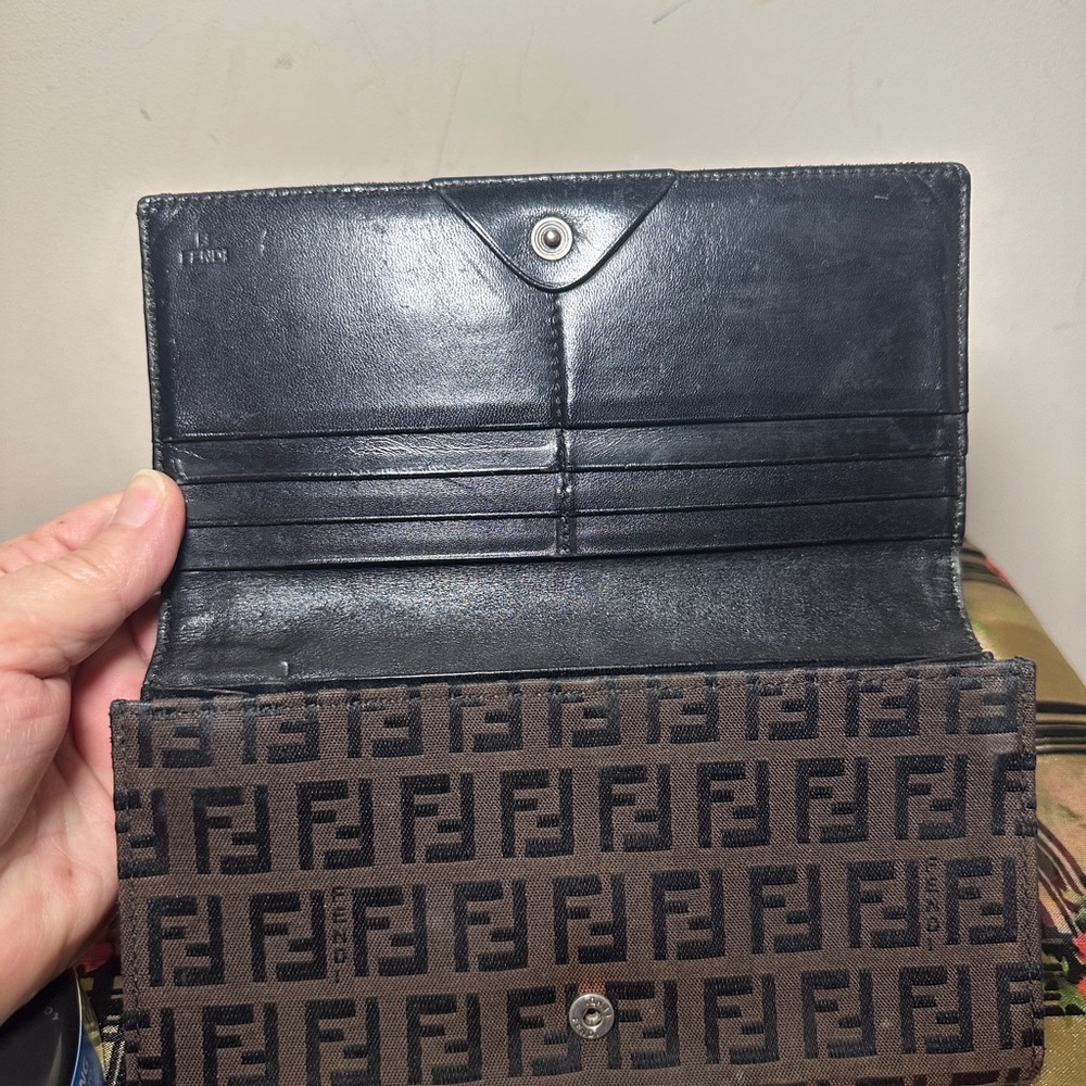 UVGC - Fendi Zucca Wallet. - Picture 5 of 13